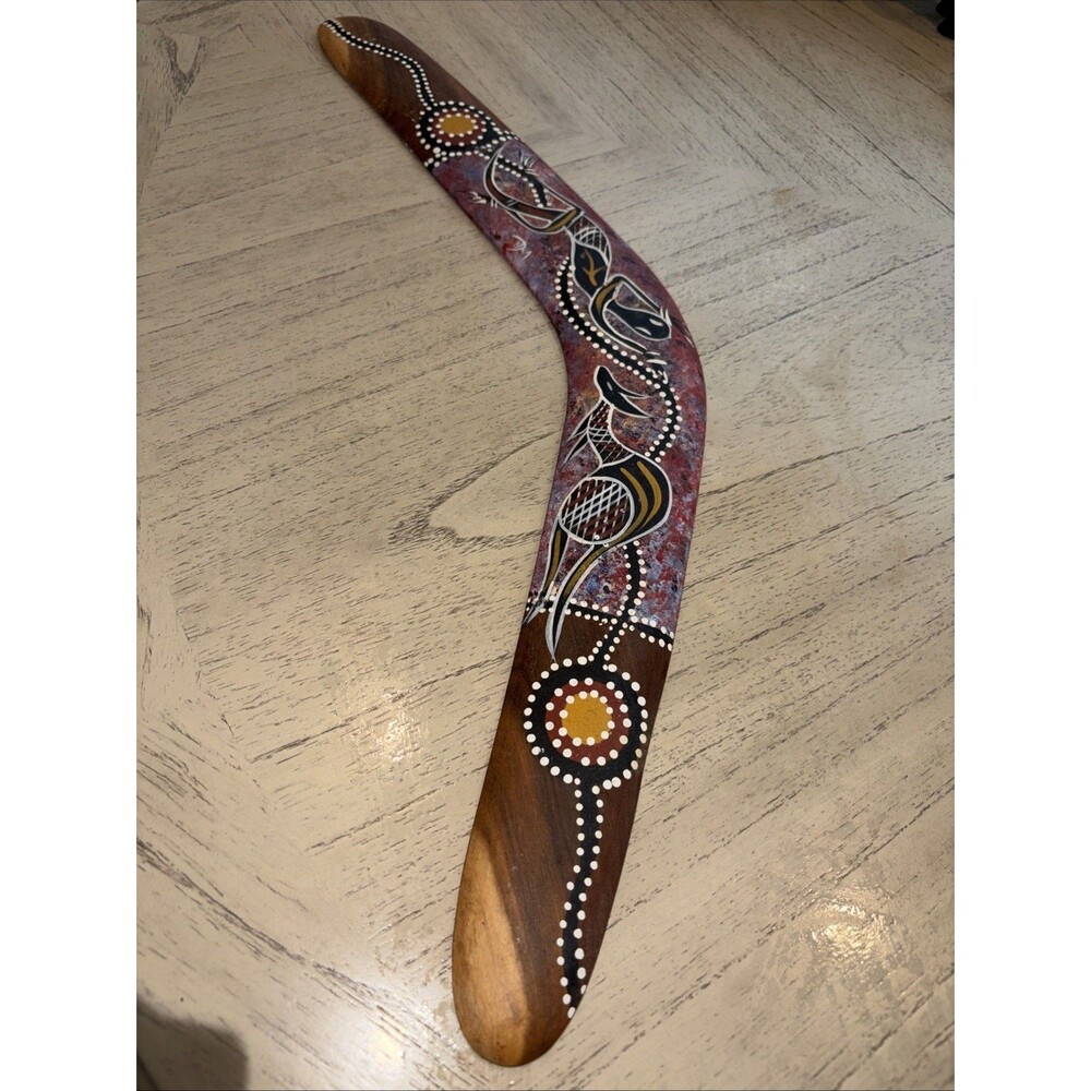 VTG Wooden Genuine Aboriginal  Australian Boomerang Hand Painted Lizard 22”